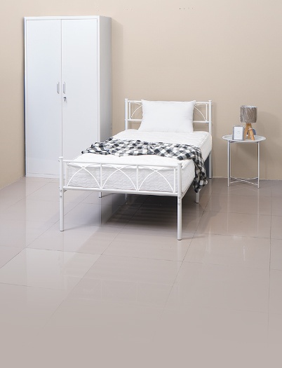 Solusi Kamar Minimalis: Kombinasi Perabot Metal & Lemari Besi Murah