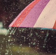 Bersiap Menghadapi Musim Hujan Dengan 5 Rekomendasi Payung Kece